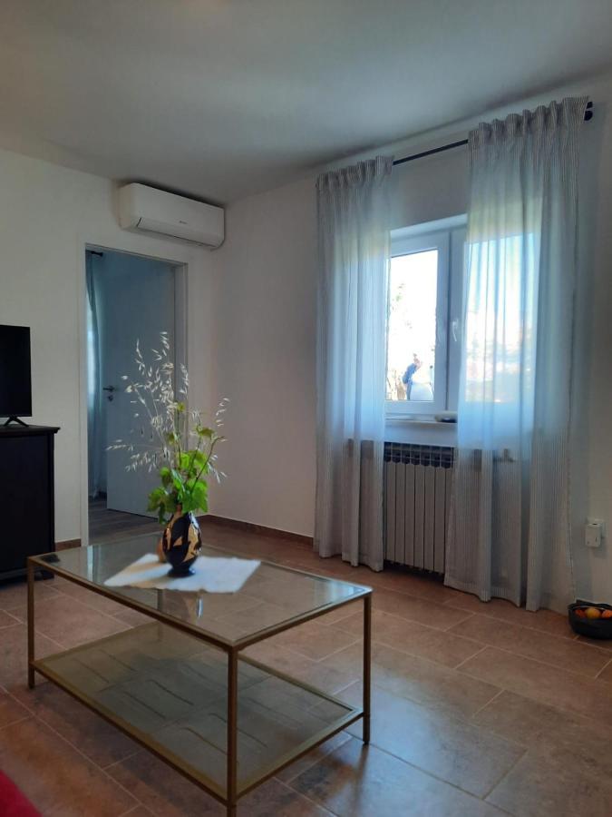 Appartements Lena. Premantura Exterior photo