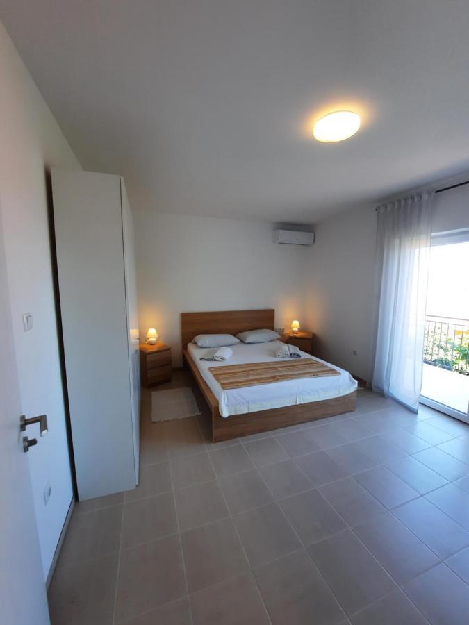 Appartements Lena. Premantura Exterior photo