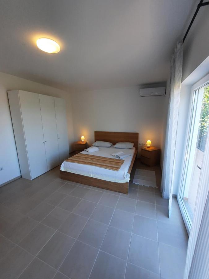 Appartements Lena. Premantura Exterior photo